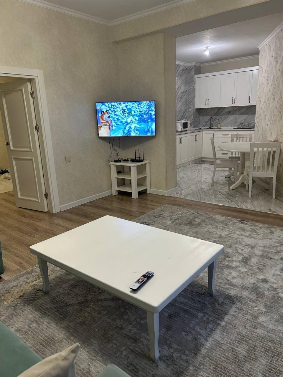 Appartamento Ecohouse Bishkek Esterno foto