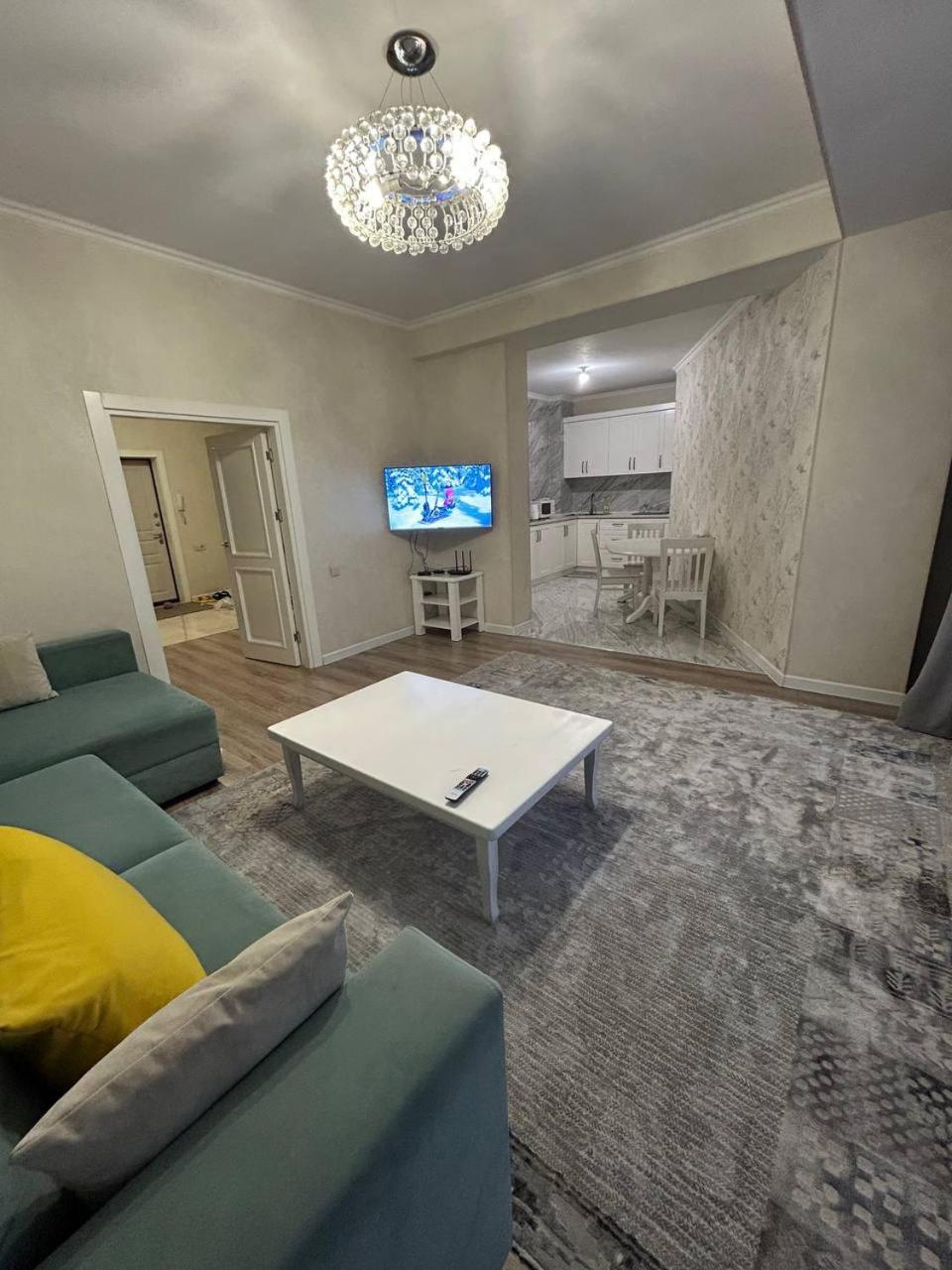 Appartamento Ecohouse Bishkek Esterno foto